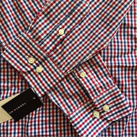 🆕 Tommy Hilfiger 👔 Big Boys Button-Up - Picture 5 of 10